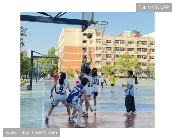 篮球点燃青春激情展现团队力量与拼搏精神的魅力盛宴