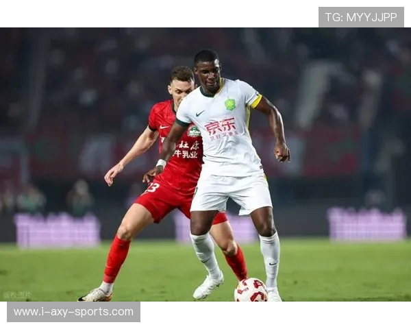 上海海港鏖战赛场展现豪强气势誓要捍卫主场荣耀迎接强敌挑战